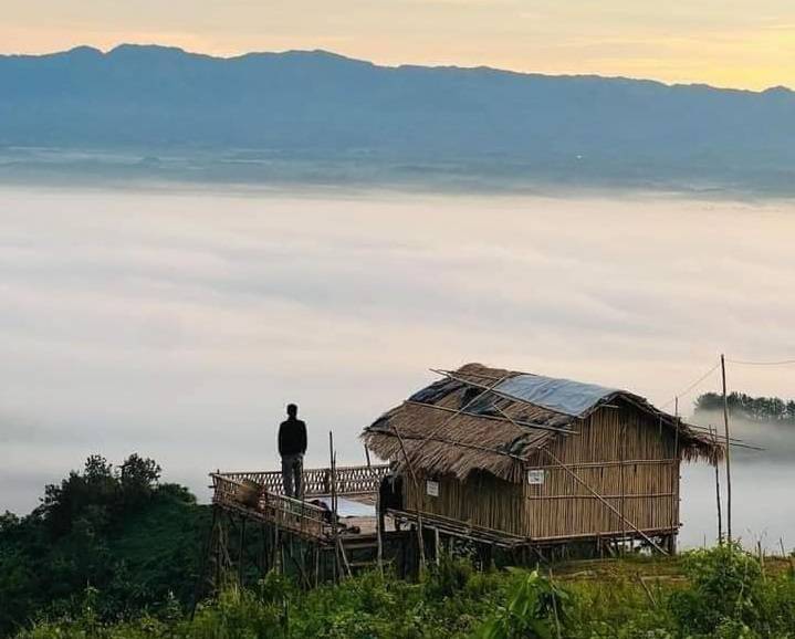 Sunrise at Mirinja