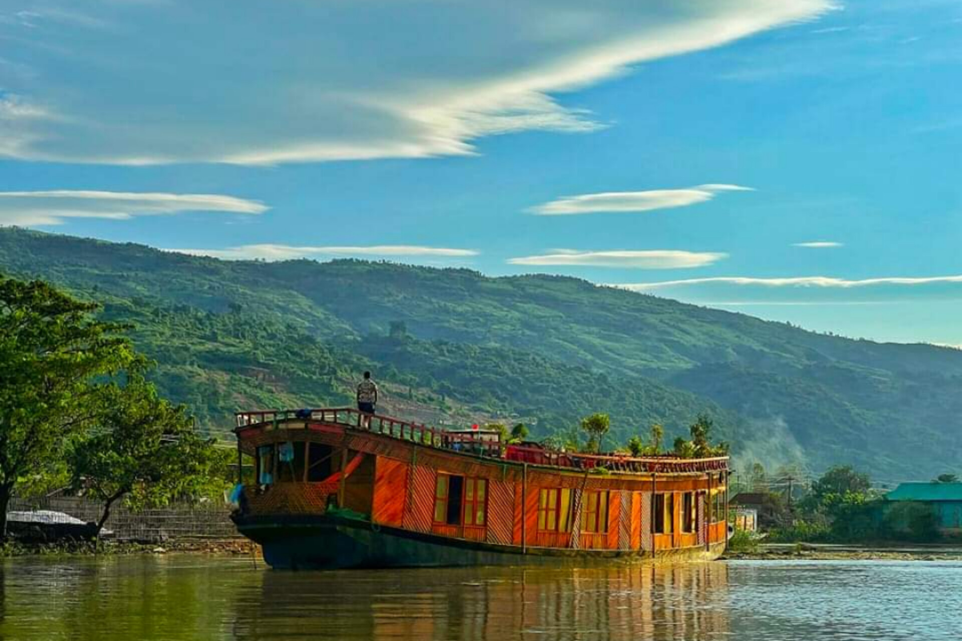 Houseboat